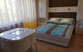 Lara Apartments